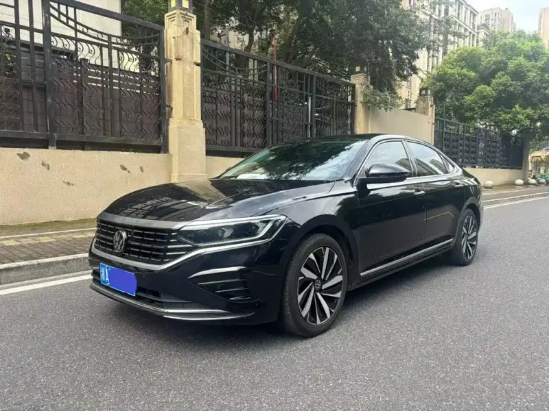 Volkswagen Passat, 2023