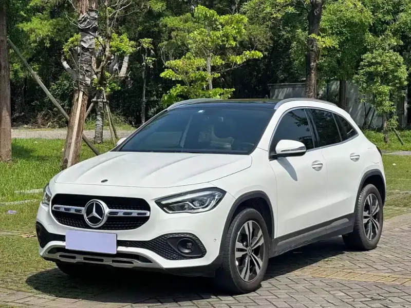 Mercedes-Benz GLA, 2021