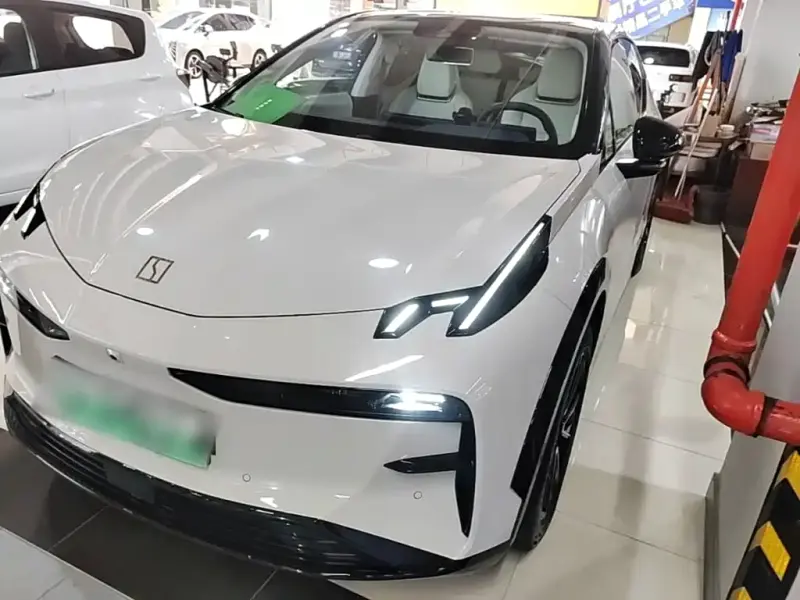 Zeekr X, 2024