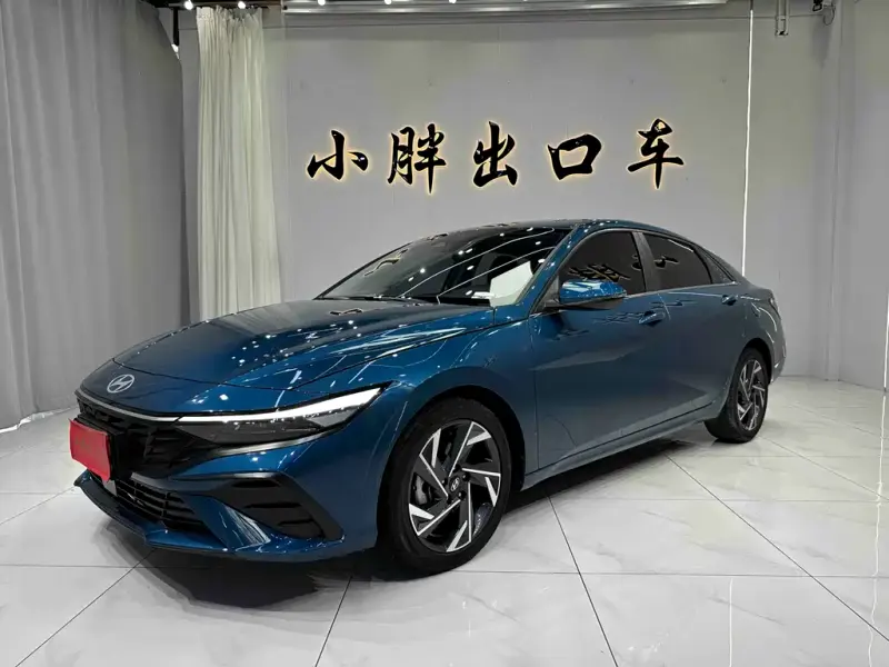 Hyundai Elantra, 2024