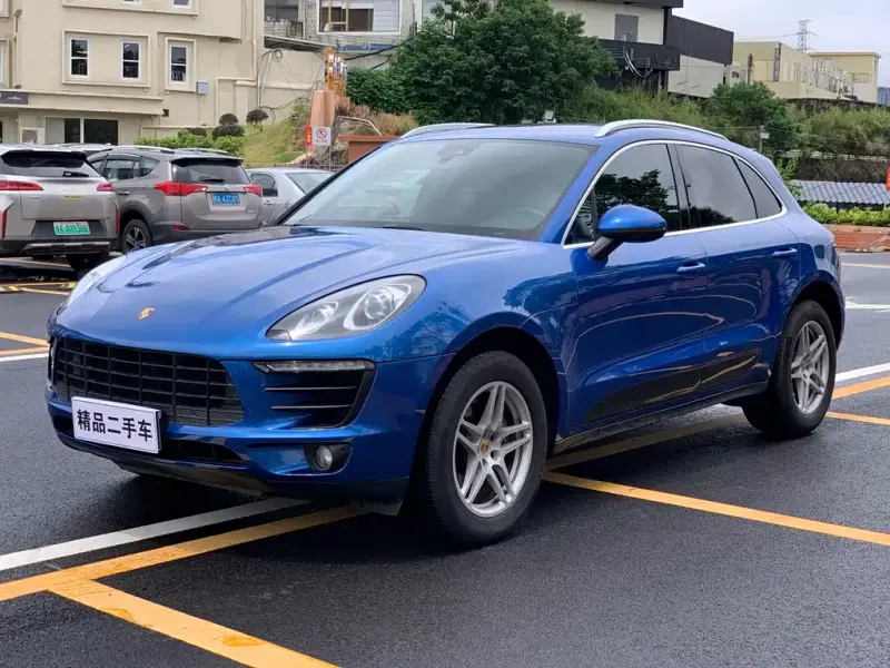 Porsche Macan, 2016