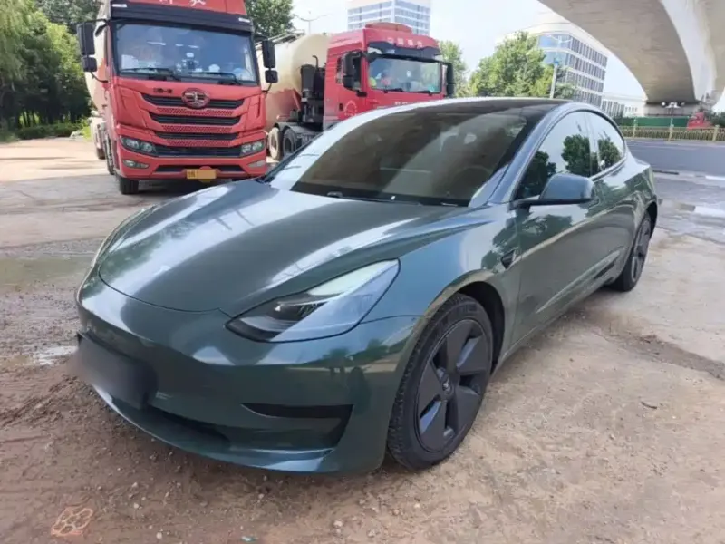 Tesla Model 3, 2021