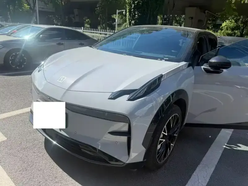 Zeekr X, 2023