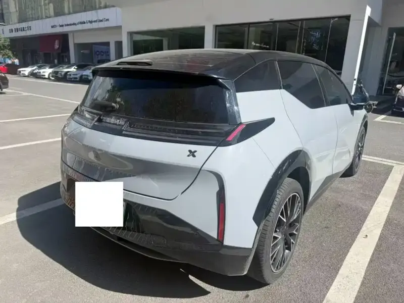 Zeekr X, 2023