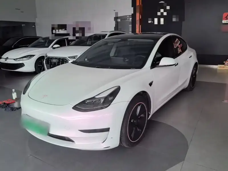 Tesla Model 3, 2021