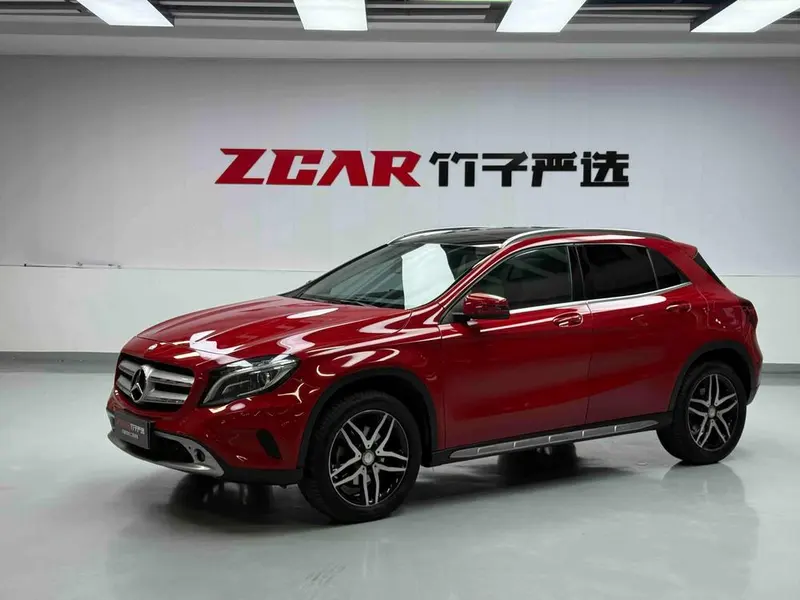 Mercedes-Benz GLA, 2016