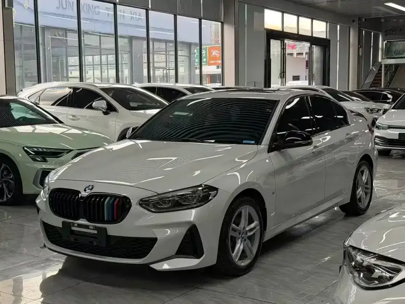 BMW 1 Series, 2023