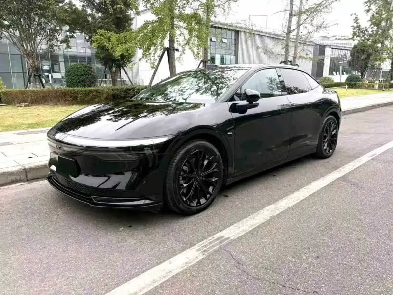 Zeekr 007, 2024