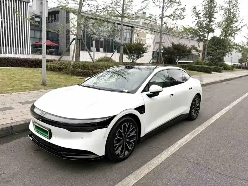 Zeekr 007, 2024