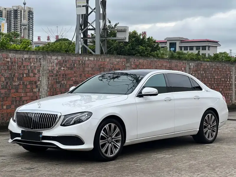 Mercedes-Benz E-Class, 2016