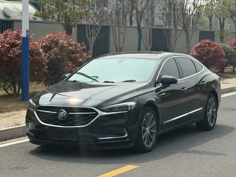 Buick LaCrosse, 2023