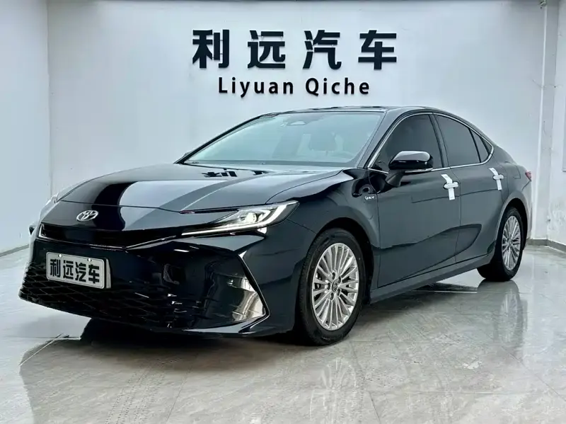 Toyota Camry, 2025