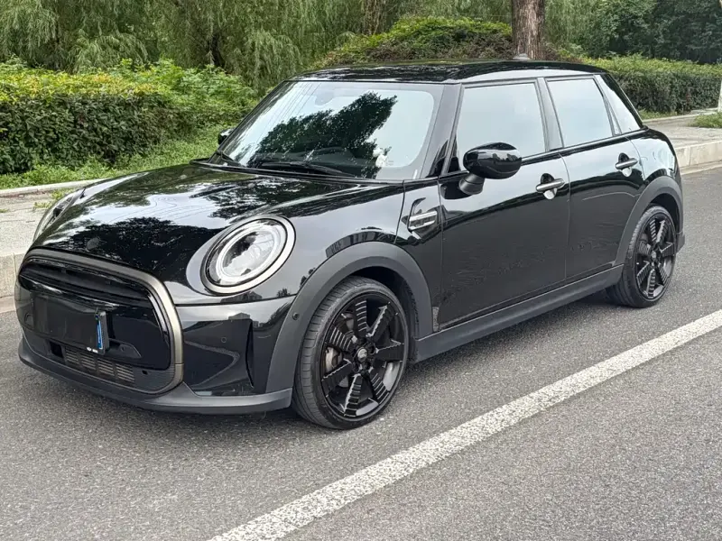 MINI Mini, 2023