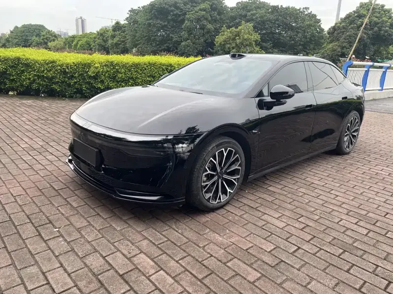 Zeekr 007, 2024