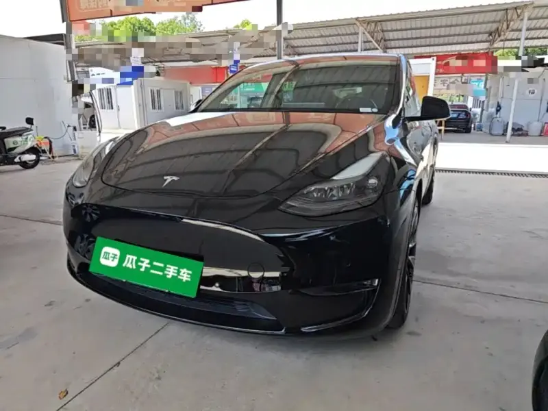Tesla Model Y, 2021