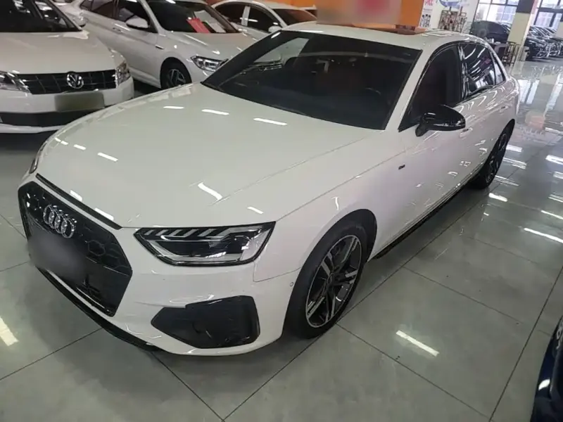 Audi A4L, 2022