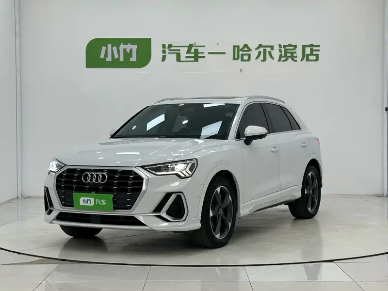 Audi Q3, 2021