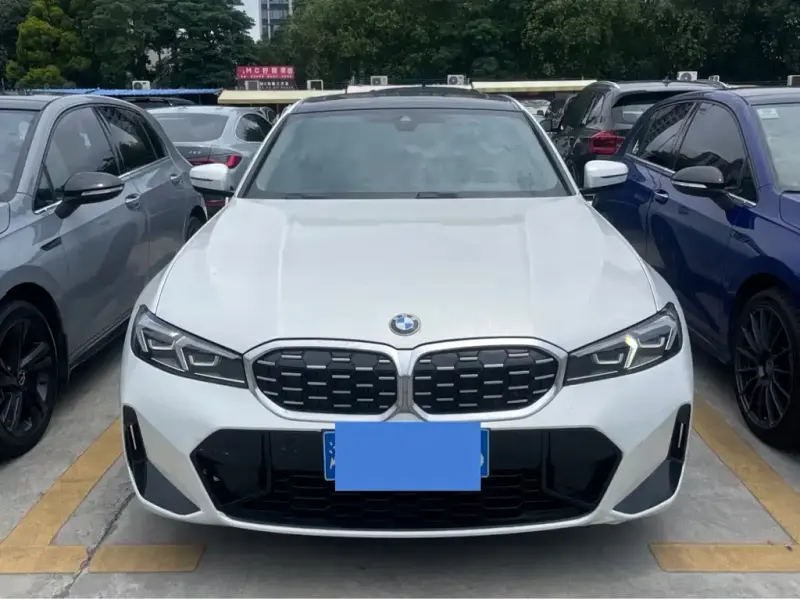 BMW 3 Series, 2023