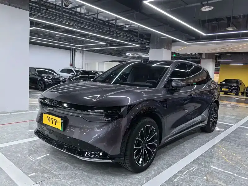 Zeekr 7X, 2025