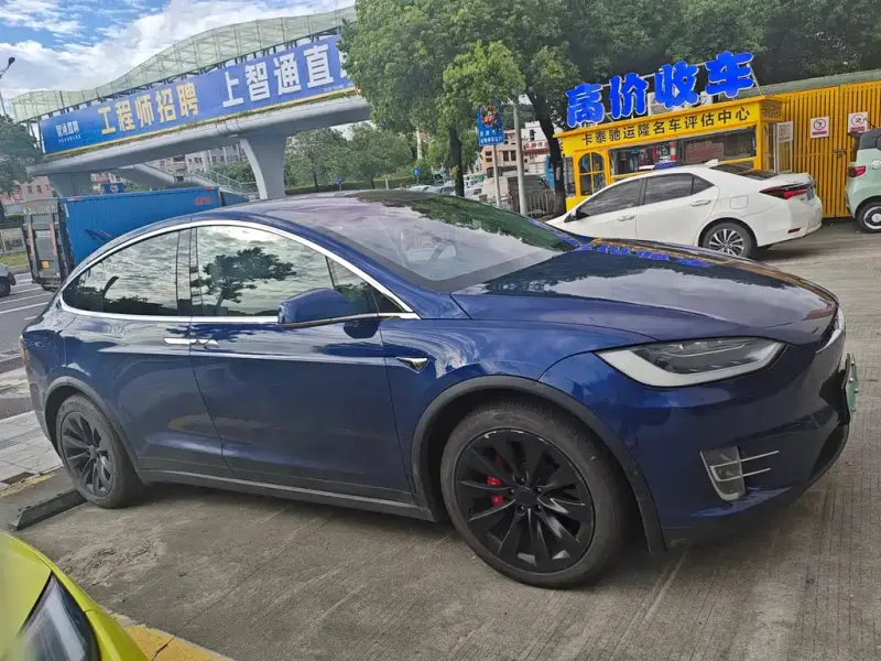 Tesla Model X, 2018