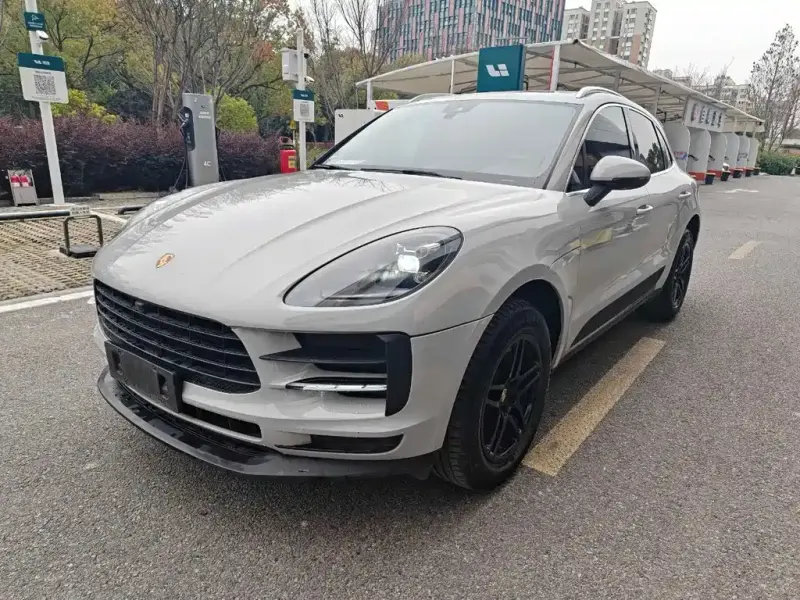 Porsche Macan, 2020