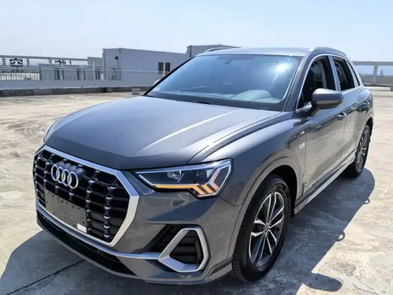 Audi Q3, 2022