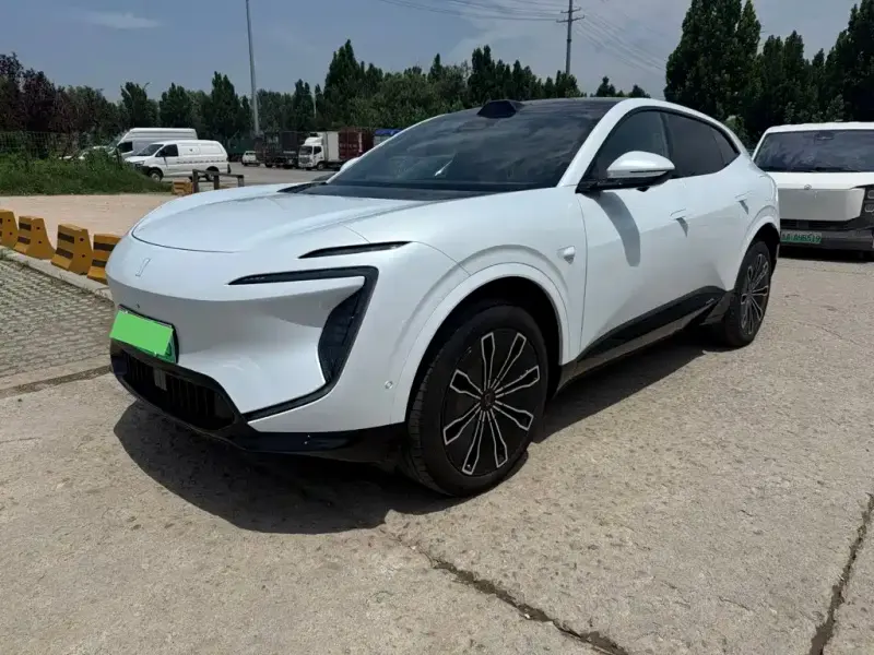 Avatr 07, 2025