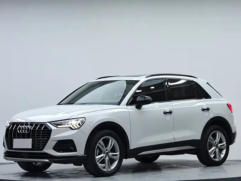 Audi Q3, 2022
