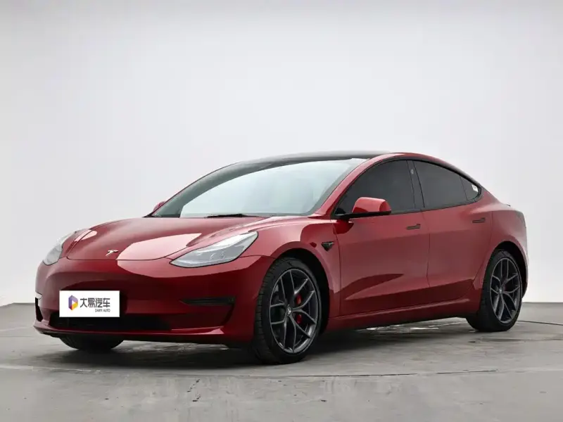 Tesla Model 3, 2022
