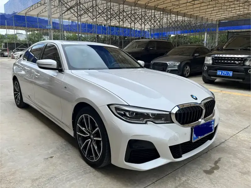 BMW 3 Series, 2022