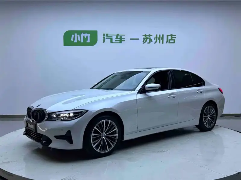 BMW 3 Series, 2022