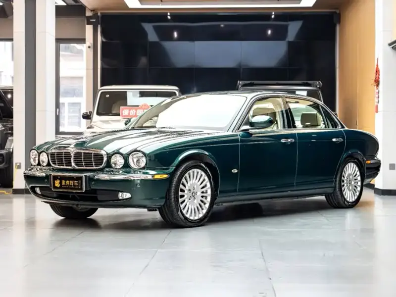 Jaguar XJ, 2006