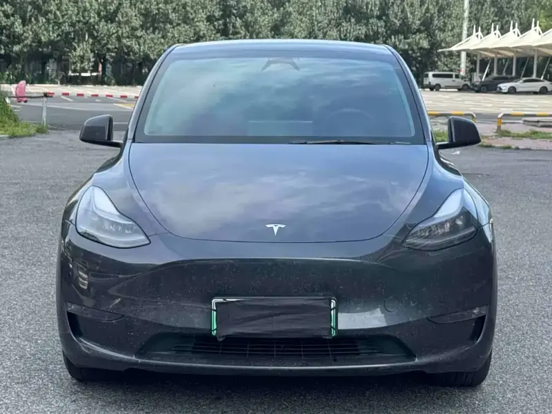 Tesla Model 3, 2024