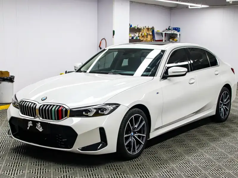 BMW 3 Series, 2023
