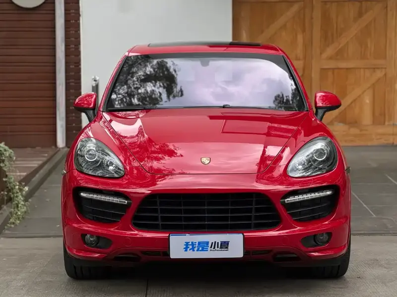 Porsche Cayenne, 2012