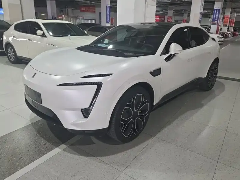 Avatr 11, 2023