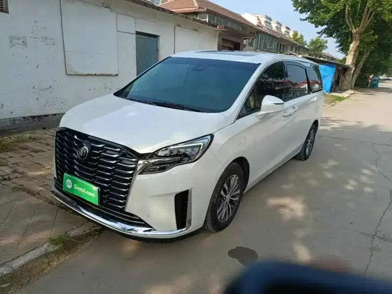 Buick GL8, 2024