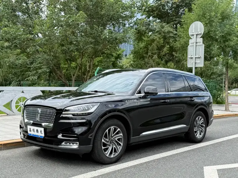 Lincoln Aviator, 2022
