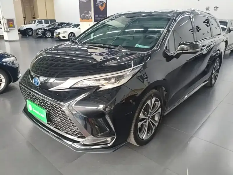 Toyota Granvia, 2023