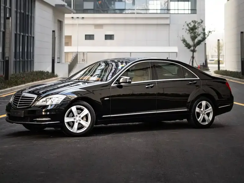 Mercedes-Benz S-Class, 2011