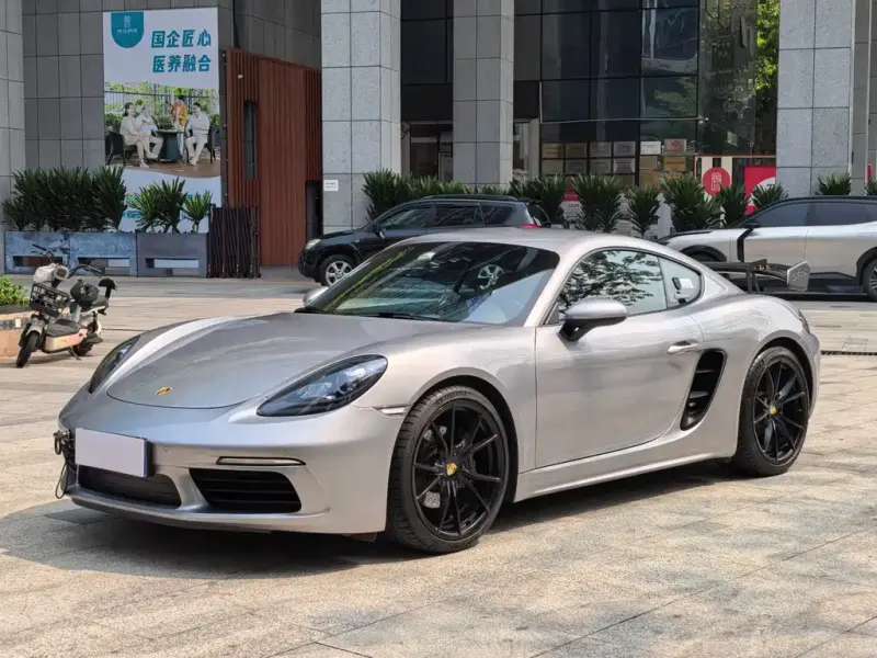 Porsche 718, 2017