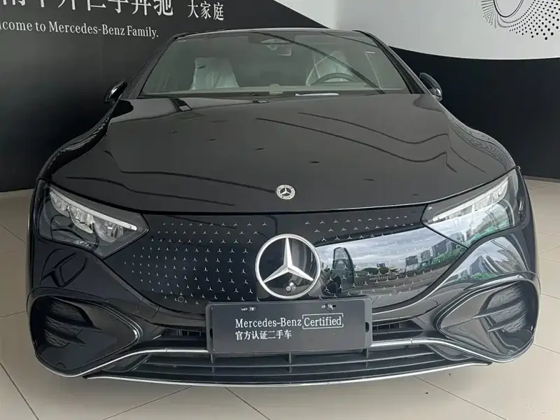 Mercedes-Benz EQE, 2026