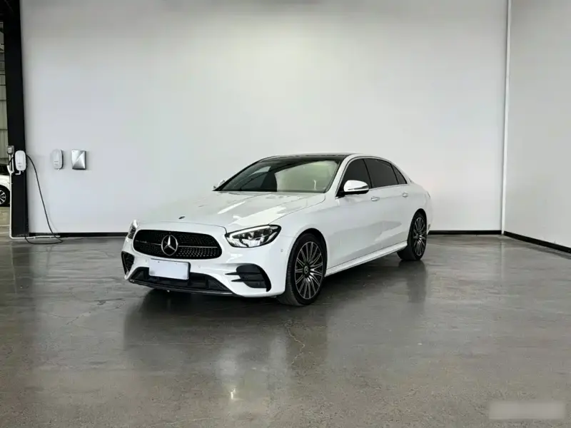 Mercedes-Benz E-Class, 2022