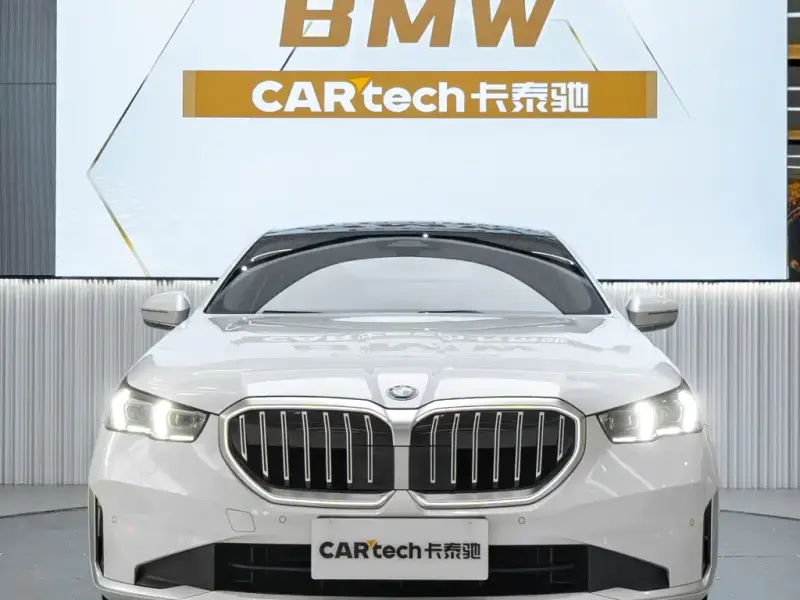BMW 5 Series, 2024