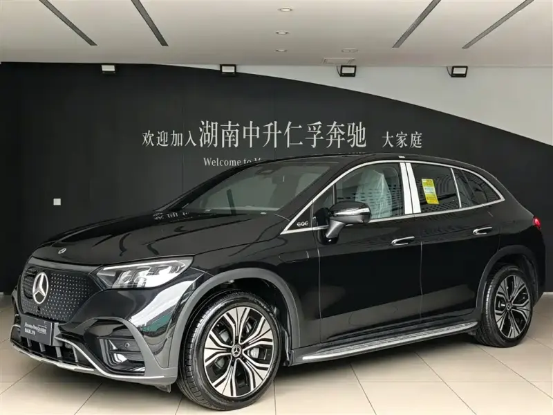 Mercedes-Benz EQE SUV, 2025