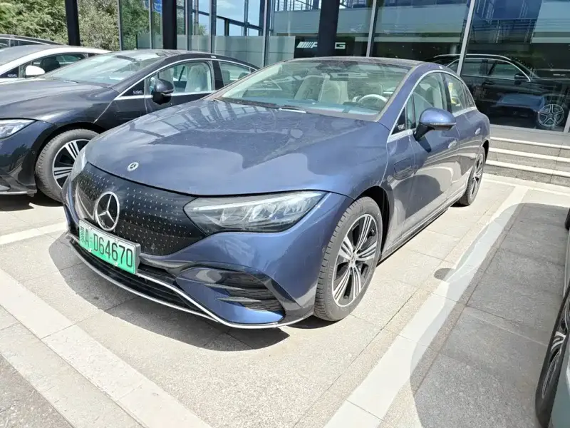 Mercedes-Benz EQE, 2025