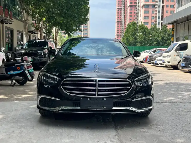 Mercedes-Benz E-Class, 2022