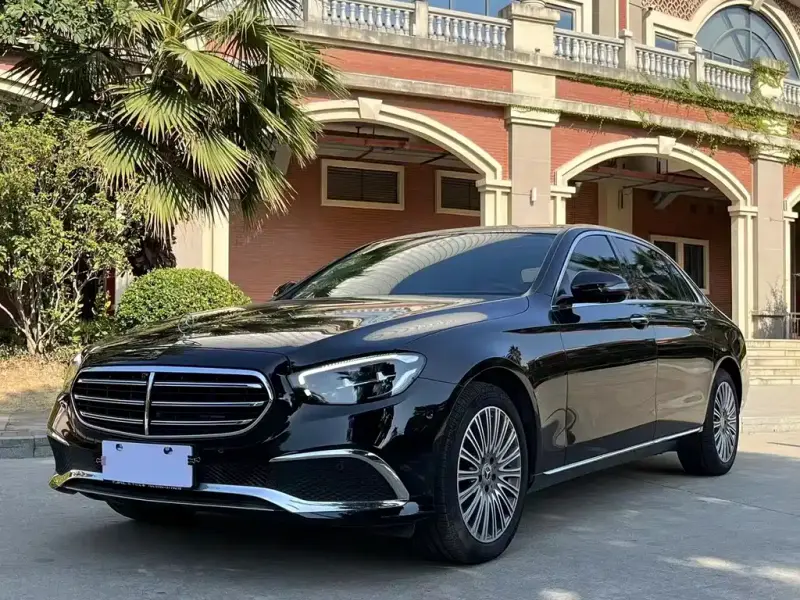 Mercedes-Benz E-Class, 2022