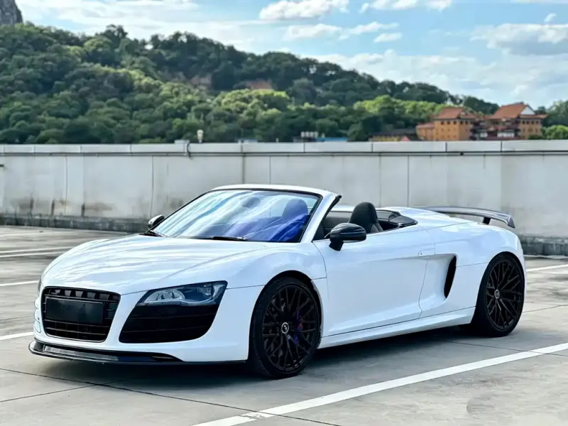 Audi R8, 2013