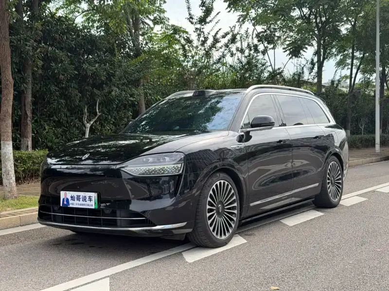 AITO M9, 2025